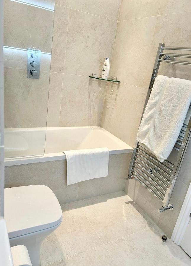 Apartamento Charming 2 Beds In Chelsea By Earl'S Court Station Londres Exterior foto